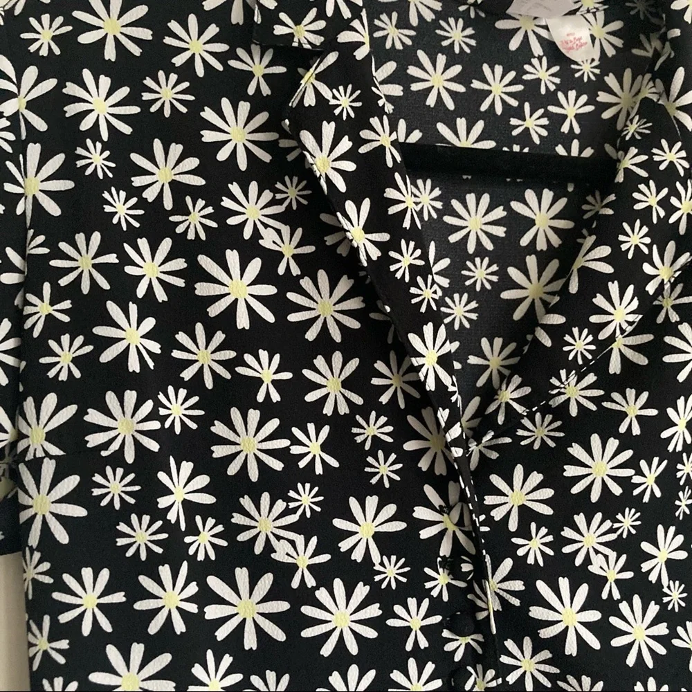 H&M Floral Collared Dress - Picture 4 of 4